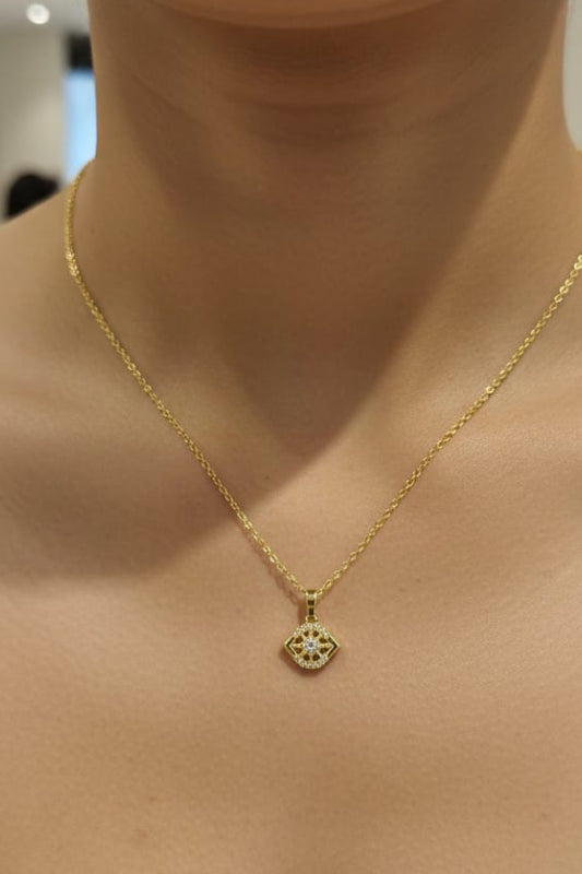 Elegant Gold Diamond Shape Crystal Pendant Necklace for Women