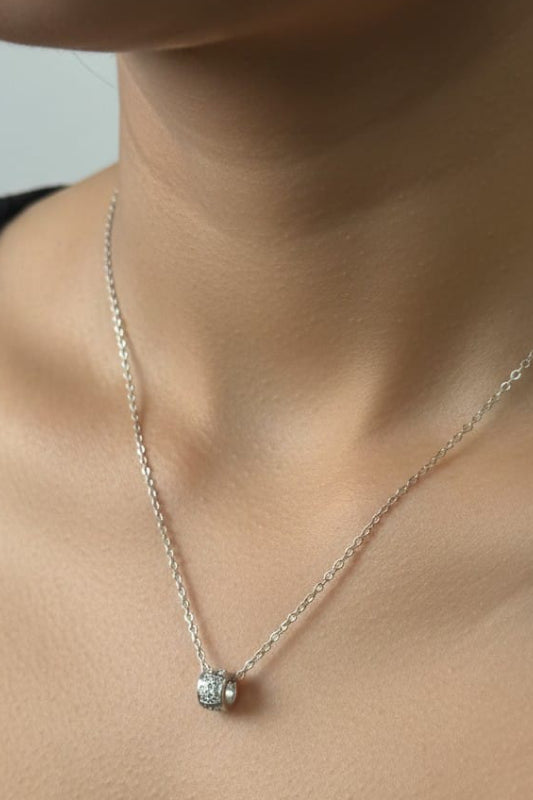 Elegant Silver Crystal Bead Pendant Necklace for Women